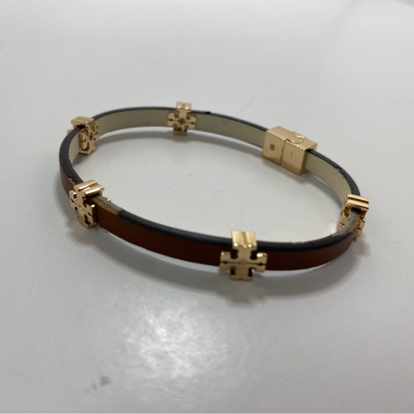 Tory Burch Jewelry - Tory Burch | Leather Magnetic Close Bracelet